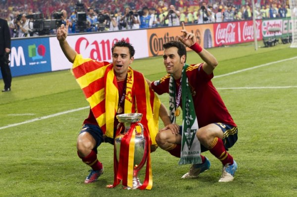 Bộ lọc mù bóng? Busquets cao 1