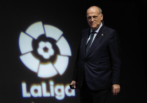 Marca: La Liga đã triệu tập cu